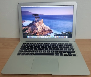 Macbook Air 13.3 inchi,2011,in buna stare,poze reale