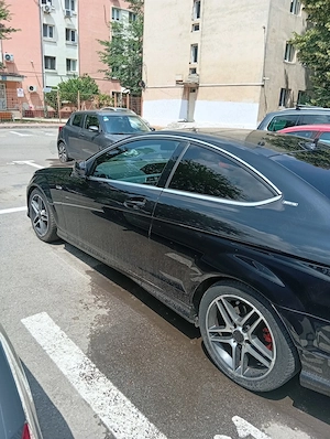 Mercedes C250 AMG special edition - imagine 4