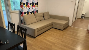 Apartament cu 2 doarmitoare, living semidecomandat si hol foarte lung