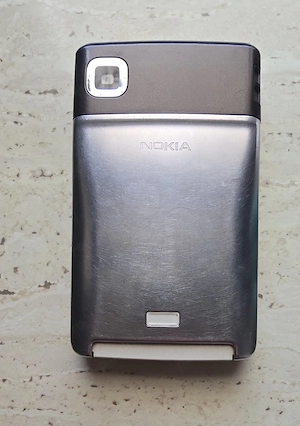 vând telefon Nokia E61i, cumpărat din Grecia 