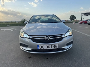 opel astra k brek 1.4 turbo 150cp - imagine 4