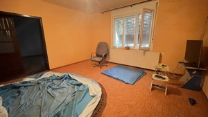 Casa cu teren de 915 mp și front de 20 ml - imagine 2