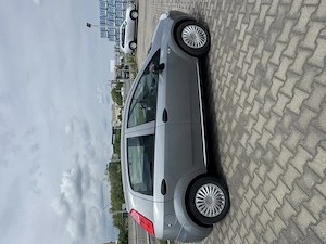 Vând Fiat Grande Punto, an fabricație 2009, motor 1.2 benzină (65 CP), foarte economic și fiabil.    - imagine 6