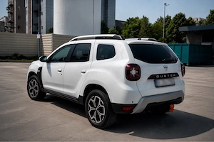 Dacia Duster Prestige 4x4 1.5 dCi 116 CP 2021   Camera, Navi - imagine 2