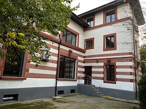 Inchiriez vila 20 camere sau 10 si 10 dotate super - imagine 10