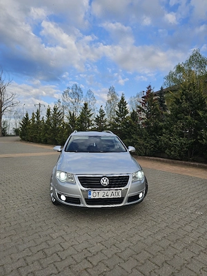 Volkswagen Passat B6 2009 - imagine 3