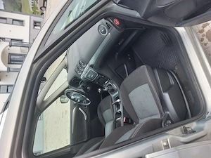 Vand Ford Galaxy 2.0 Facelift 2010 - imagine 5