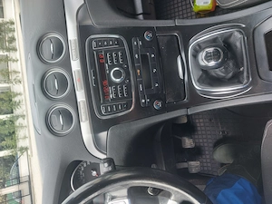 Vand Ford Galaxy 2.0 Facelift 2010