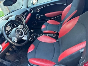 Mini Cooper R56 2007 facelift   Xenon + Piele Alcantara + Navi + Pilot automat   Foarte echipat - imagine 4