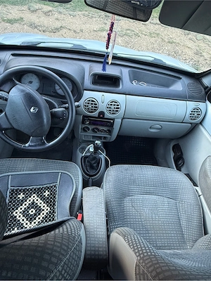 Vând Renault Kangoo 4x4 - imagine 4