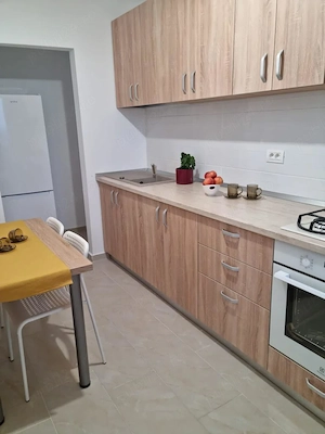 Proprietar, inchiriez apartament in imobil nou