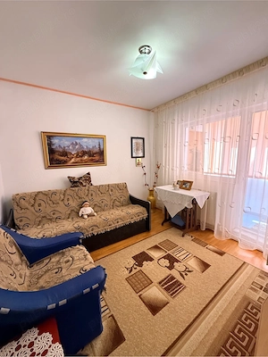 Apartament 2 camere decomandat etaj 2 Micro 17