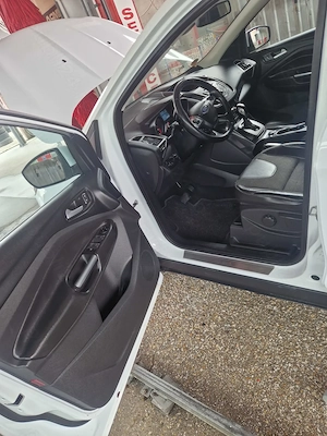 De vanzare Ford Kuga - imagine 3