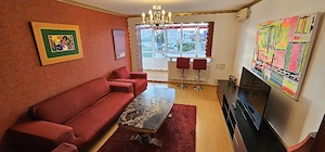 Exclusivist  , ultracentral  , loc de parcare  - imagine 2