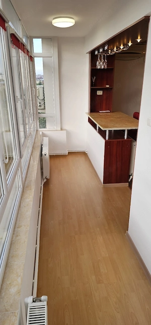 Exclusivist  , ultracentral  , loc de parcare  - imagine 5