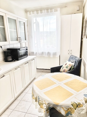 Apartament 2 camere zona OM, demisol 2 boxe - imagine 7