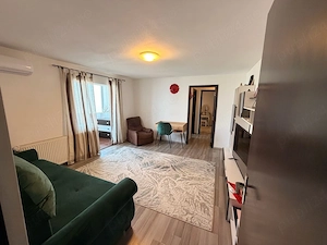 Proprietar vând apartament 2 camere   Zona Soarelui