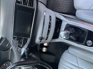 Vând Peugeot 308, an 2014, 1.6 Benzină - imagine 4