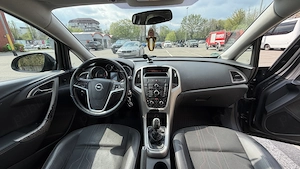 Opel Astra J 1.7 CDTI - imagine 6
