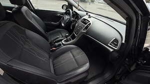 Opel Astra J 1.7 CDTI - imagine 7