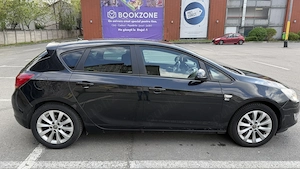 Opel Astra J 1.7 CDTI - imagine 3