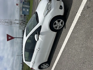 Vând Toyota Yaris an 2013, benzină 1.0  - imagine 5
