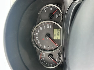 Vând Toyota Yaris an 2013, benzină 1.0  - imagine 4