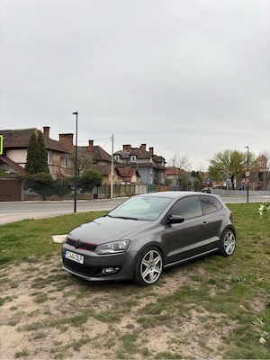 Volkswagen Polo V 6R 2012 - imagine 2