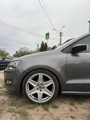Volkswagen Polo V 6R 2012 - imagine 7
