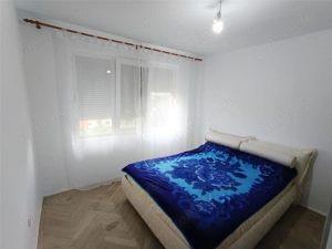 Apartament 2 cam. in Moldova Noua - imagine 5