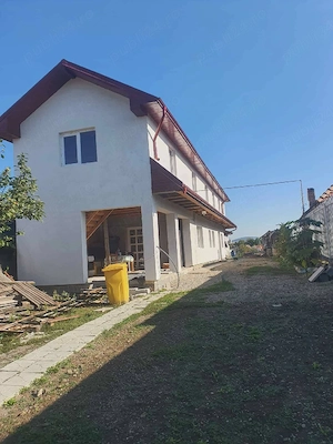 casă de vânzare 