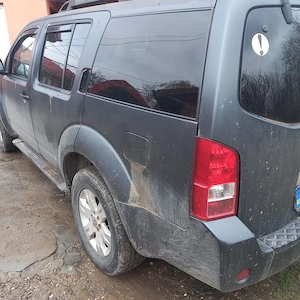 Nissan Pathfinder - imagine 3