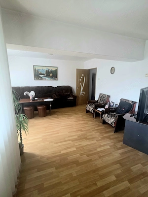 Proprietar Vand apartamnet 3 camere Noua Brasov - imagine 3
