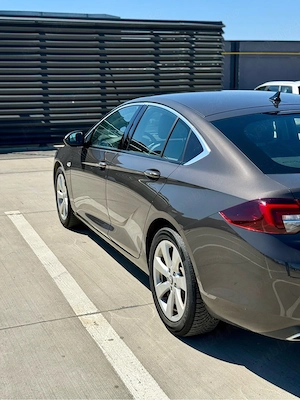 Opel Insignia Grand Sport 2.0D Elegance - imagine 8