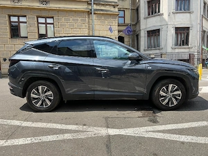 Hiundai tucson hibrid