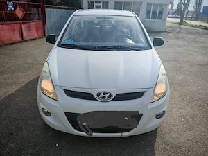 Hyundai i20 an de fabricație 2012