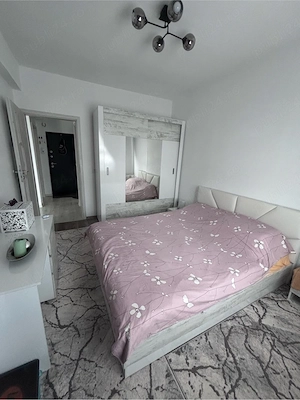 Vand apartament 2 camere - imagine 5