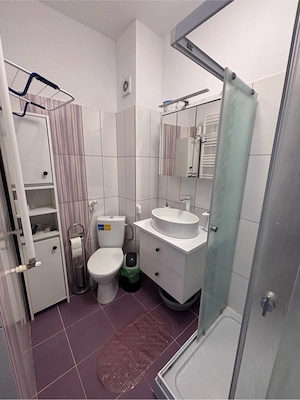 Vand apartament 2 camere - imagine 4