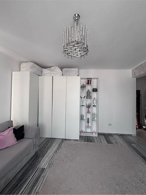 Vand apartament 2 camere - imagine 9