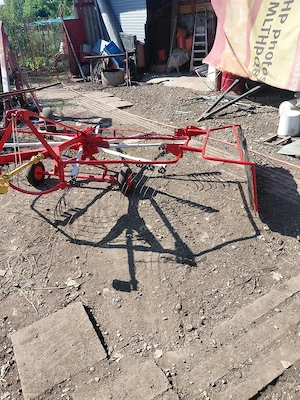 Vând grebla fân Marca Fahrr