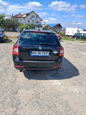 Skoda Octavia-(1.6TDI-105CP)-(2013 2)-DSG-Full-Proprietar - imagine 7