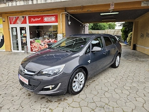 opel  astra j facelift an 2013 
