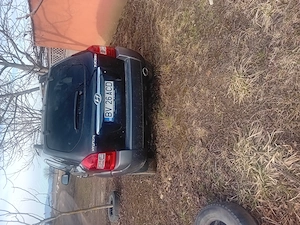 Vand Hyndai tucson avariat fata