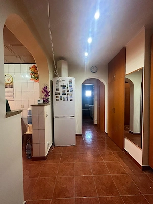 Apartament decomandat Zona confectii Arad, 2 camere - imagine 4