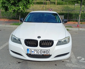 BMW seria 3 an 2010 - imagine 2