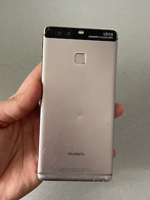 Huawei P9 -32Gb  3Gb RAM liber de cont !