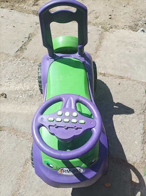 Vand tricicleta și mașinuță 