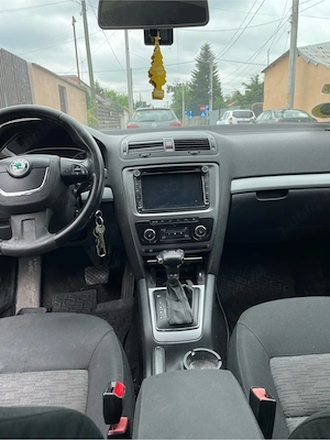 Skoda Octavia Break Facelift 2.0 TDI 2009 - imagine 4