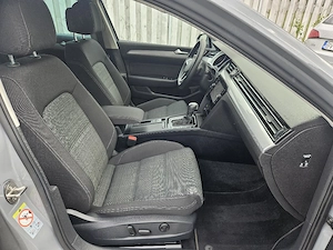 VW Passat 2022 Business 2.0 TDI 200CP Automat*LED*Distronic*Lane Assist* - imagine 6