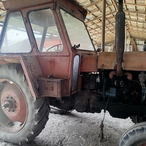 Vând utilaje agricole 